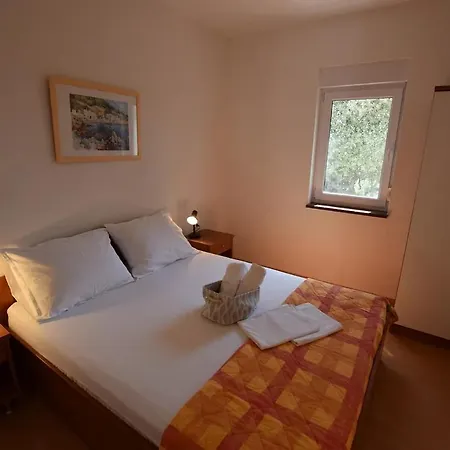 House Movica *