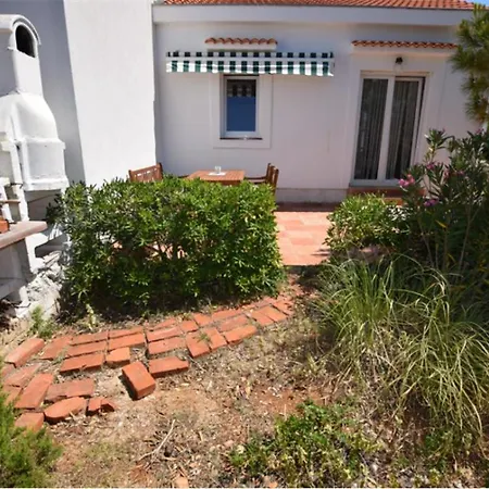 House Movica